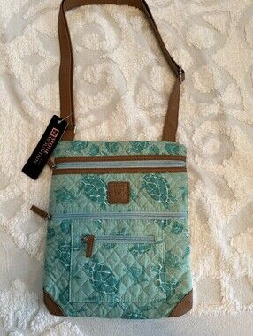 Sea Turle Seafoam Quilted Crossbody Bag.